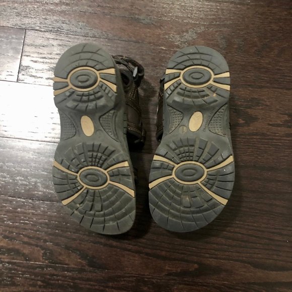 📣3 for $15 📣Boys Outdoors Sandles - Picture 5 of 6